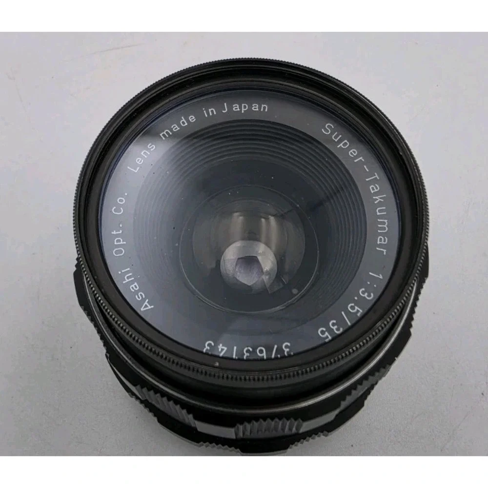 Asahi Pentax Spotmatic SP 35mm Film Camera Super Takumar 35mm f3.5 Lens Japan
